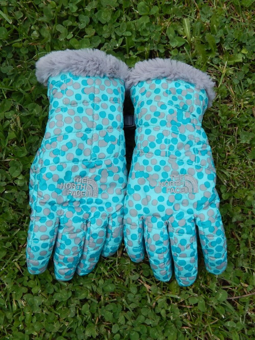 The North Face Gloves Girls Size Small